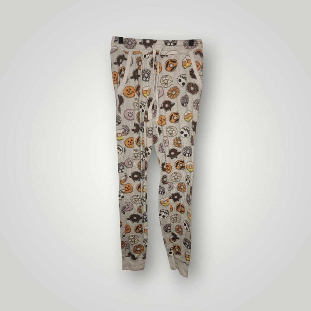 Jaclyn Smith Women’s Halloween pajama pants With Spooky Donuts size Small